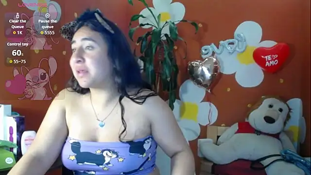 XXX chat uživo modela VirellaAshford