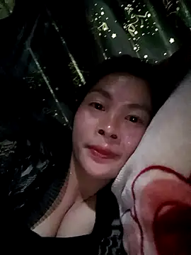 XXX chat uživo modela Bling_sexy