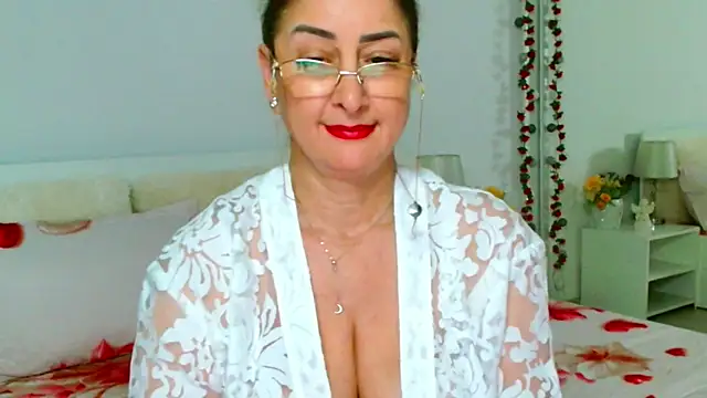 Tyana40 Chat XXX live