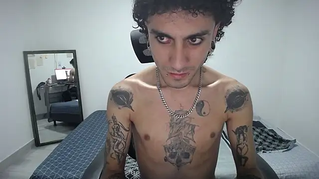 present_the_magic Adlı Modelin Web Kamerası Şovu