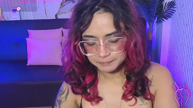 kristen_tay's Live XXX Chat