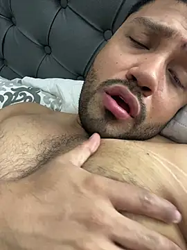 leonartho223 Webcam Show