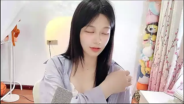 QQ-7890 即時 XXX 聊天