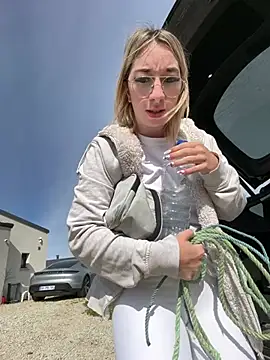 Giuliana_baby 现场XXX聊天