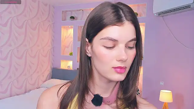 FloraDobb Live XXX-chat