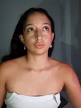 Chat XXX en directo de Vale_stone_