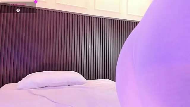 Chat XXX en directo de MILLYEVANS1