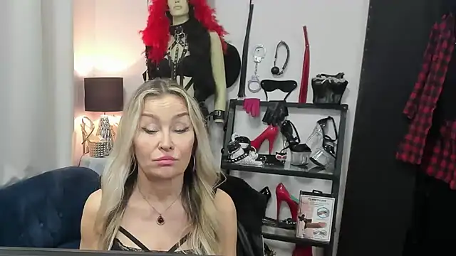 crystaLUX Live XXX-chat