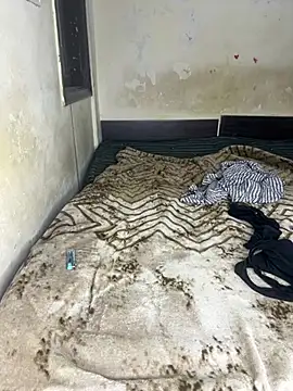 Pertunjukan Kamera Web BABY_JANNU_