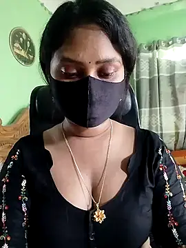 Idhika-Paul: απευθείας συνομιλία ΧΧΧ