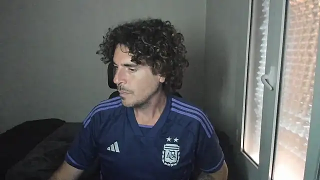 Chat +18 de joaquin420_hot ao vivo