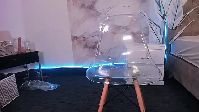 Calyselen's Live XXX Chat