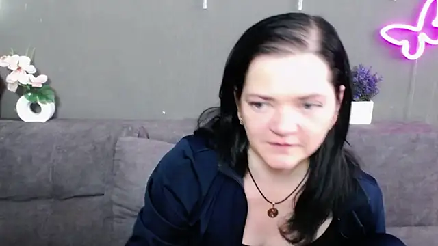 LauraFinnn Live XXX chat