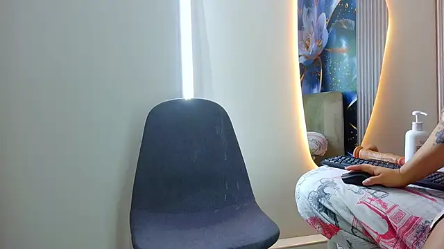 Czat XXX na żywo – rouxinferno_cr