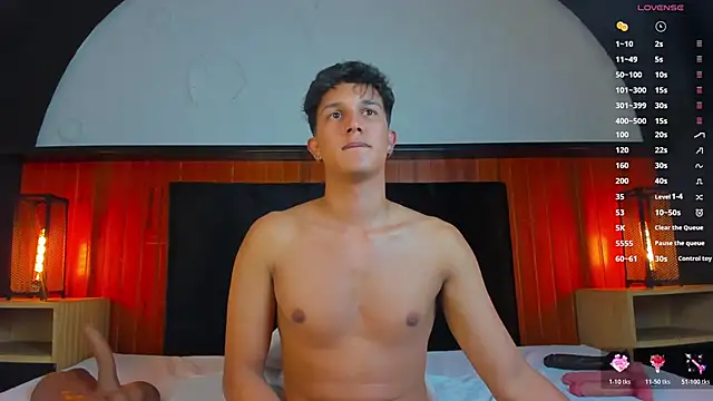 Leo_Savage_ Webcam-Show