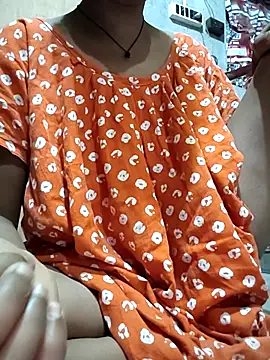 Sweet-runi: вебкам-шоу