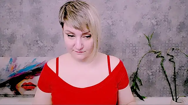 Djullia Live XXX-Chat