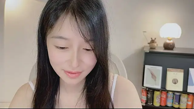 Onechestnutn Live XXX chat