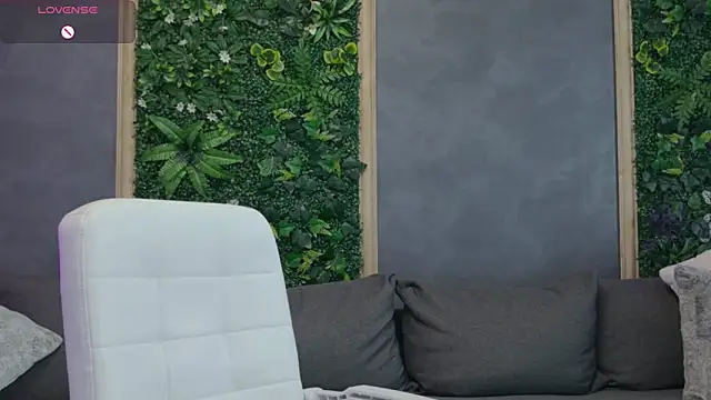 Chatroom XXX en direct de Issa_Jo