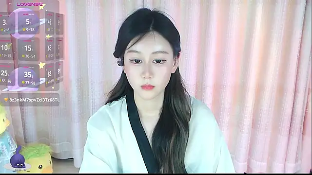 Онлайн чат XXX Aimee-520