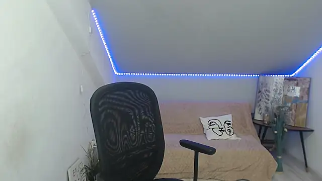 BrendaSkye Chat XXX live