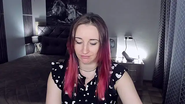 XXX chat uživo modela GraceRainbow