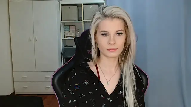 KristineGlow Live XXX-chat