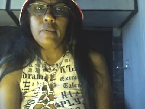 Show de MsAttitude na webcam