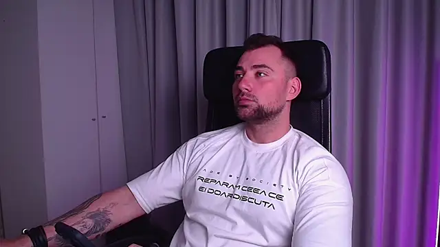 DuncanStone Chat XXX live