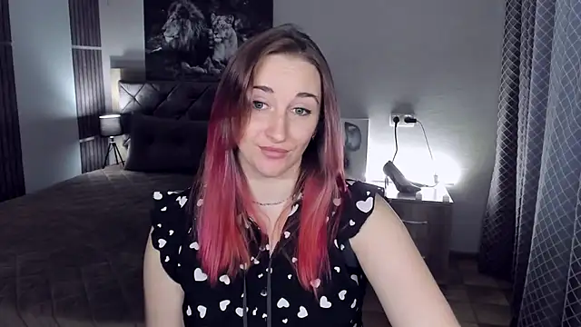 GraceRainbow live XXX chat