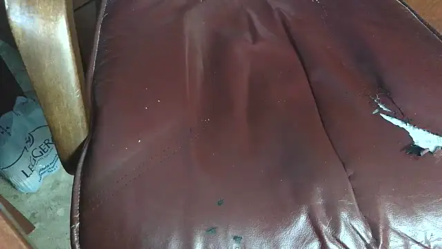 hairyandtiny Live XXX-chat