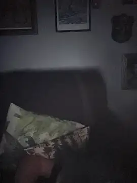 Icebearsticlese live XXX chat