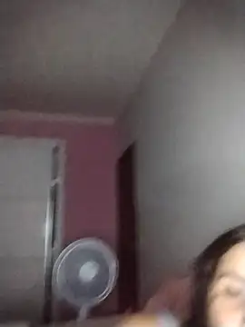 Chat +18 de mellzinhacasada ao vivo