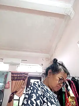 Show de Hotestlove na webcam