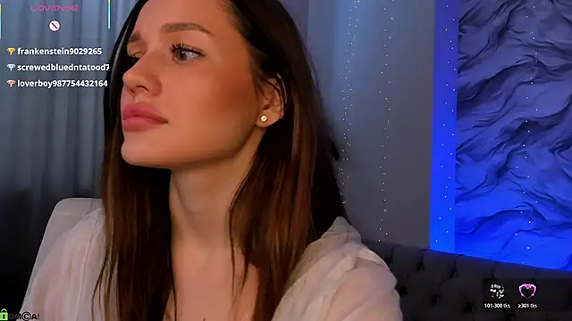 Aria_Mila Chat XXX live