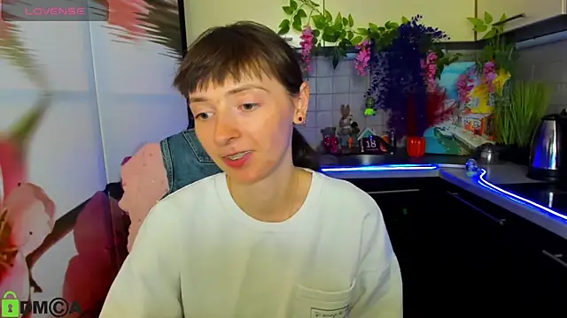 TayanaJons Adlı Modelin Canlı XXX Sohbeti