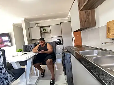 Chatroom XXX en direct de MissLola27