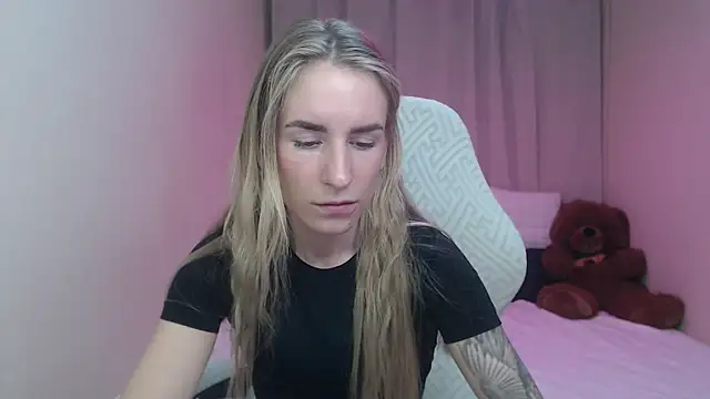 DeboraHorny Chat XXX live