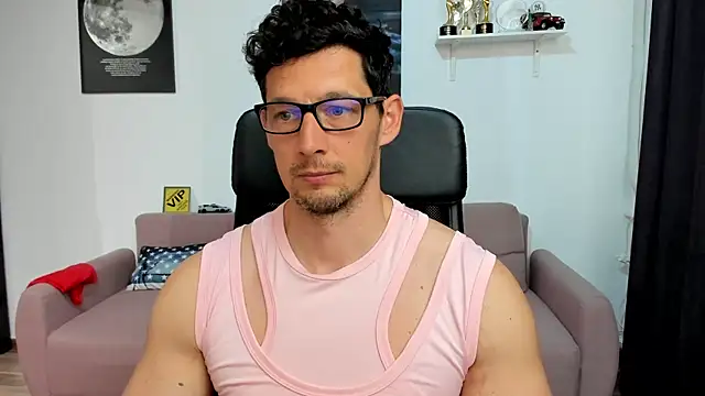 BrutusK08 现场XXX聊天