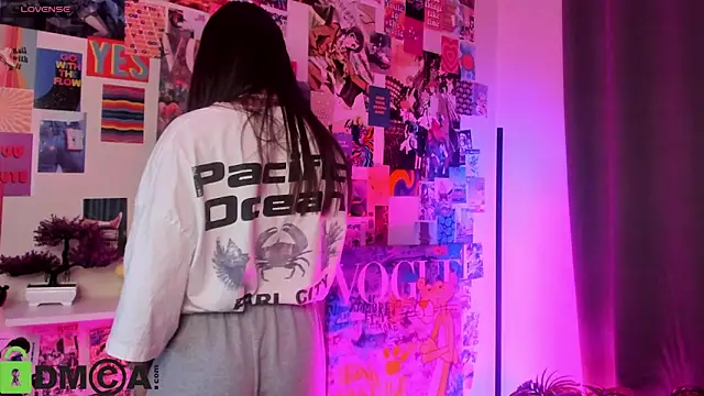 Lillie_Miller élő XXX-chatje