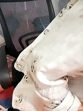 Cherry_Le02 élő XXX-chatje