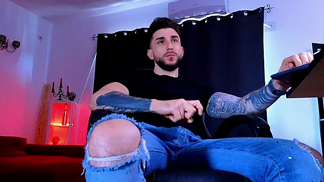 MightyAaron66 webkamerás műsora