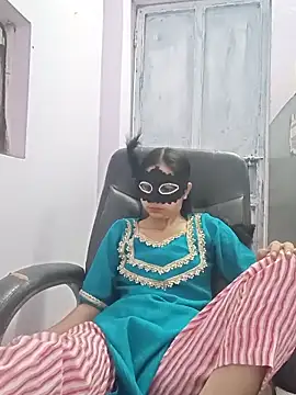 KumarSilencesex21 Adlı Modelin Canlı XXX Sohbeti