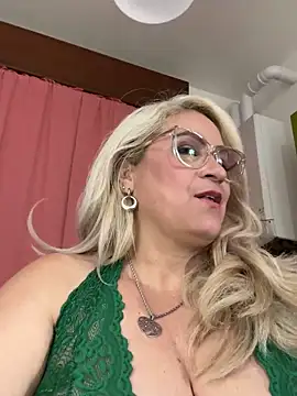 x_elena_x's Live XXX Chat