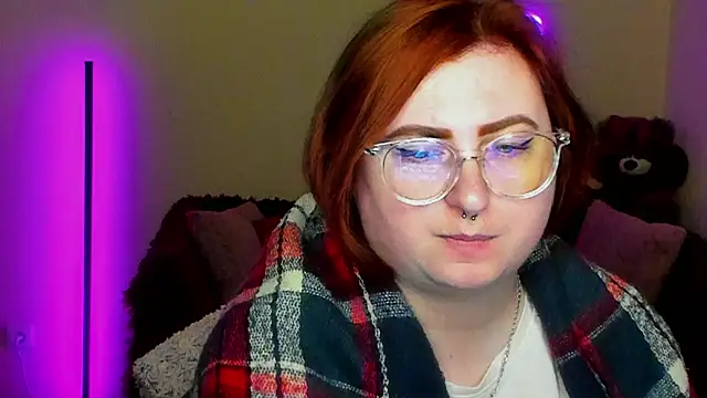 Alicia_love00 élő XXX-chatje