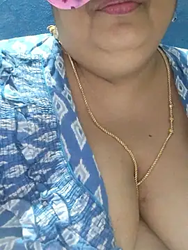 tamilthanushri – Naživo XXX chat