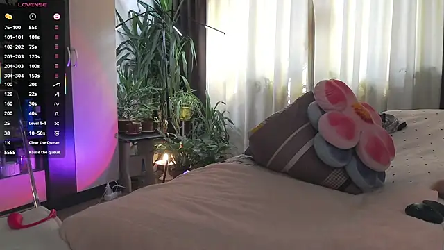 SheilaRyan Adlı Modelin Canlı XXX Sohbeti