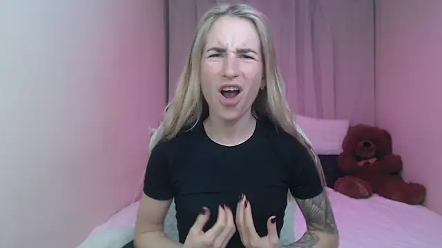 Онлайн чат XXX DeboraHorny