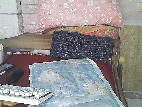 ur_obsession55 Adlı Modelin Canlı XXX Sohbeti