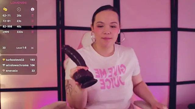 Chery_Lady22: онлайн-секс-чат